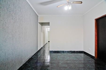 Sala de casa à venda com 3 quartos, 160m² em Jardim Peri, São Paulo