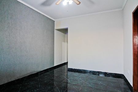 Sala de casa à venda com 3 quartos, 160m² em Jardim Peri, São Paulo