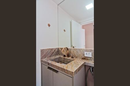 Apartamento à venda com 133m², 3 quartos e 2 vagasBanheiro da Suíte 2