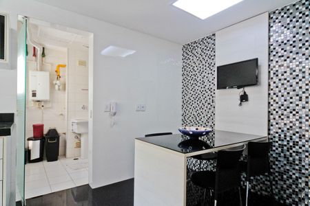 Apartamento à venda com 133m², 3 quartos e 2 vagasCozinha