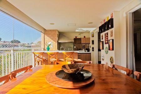 Apartamento à venda com 133m², 3 quartos e 2 vagasVaranda