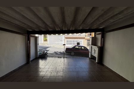 Garagem de casa para alugar com 2 quartos, 100m² em Vila Humaita, Santo André