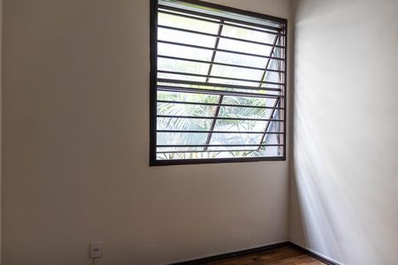 Apartamento para alugar com 120m², 3 quartos e 1 vaga Apartamento para alugar com 120m², 3 quartos e 1 vagaQuarto 2
