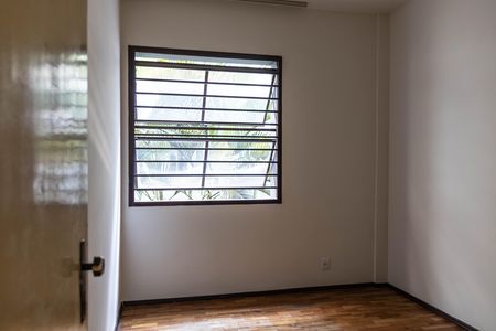 Apartamento para alugar com 120m², 3 quartos e 1 vaga Apartamento para alugar com 120m², 3 quartos e 1 vagaQuarto 1