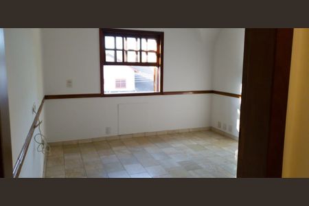 Casa para alugar com 4 quartos, 420m² em Residencial Tres (Alphaville), Santana de Parnaíba