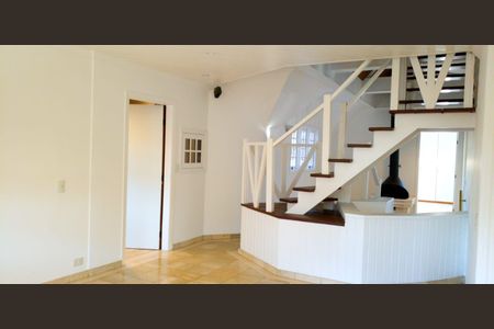 Casa para alugar com 4 quartos, 420m² em Residencial Tres (Alphaville), Santana de Parnaíba