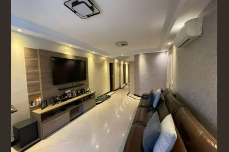 Foto 08 de casa à venda com 4 quartos, 300m² em Vila Mariza Mazzei, São Paulo