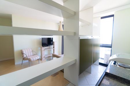Apartamento para alugar com 47m², 1 quarto e 1 vaga Apartamento para alugar com 47m², 1 quarto e 1 vagaCozinha e Área de Serviço