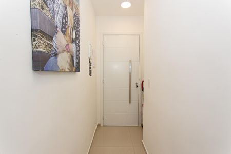 Apartamento à venda com 27m², 1 quarto e sem vaga Apartamento à venda com 27m², 1 quarto e sem vagaCorredor de Entrada