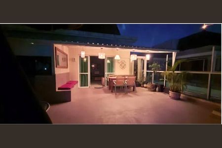 Apartamento à venda com 200m², 3 quartos e 3 vagas