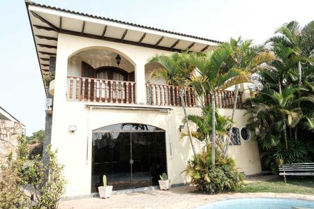 Casa à venda com 540m², 4 quartos e 5 vagas