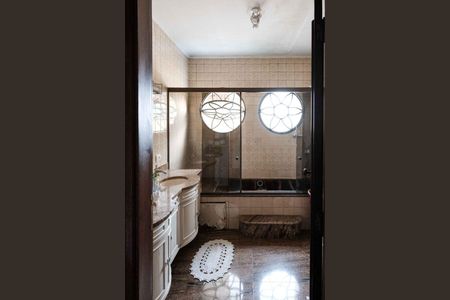 Casa à venda com 540m², 4 quartos e 5 vagas