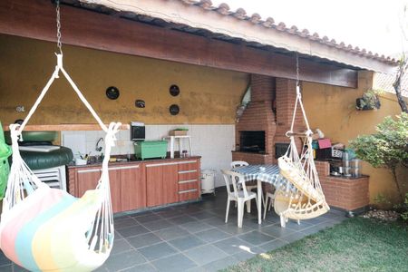Casa à venda com 540m², 4 quartos e 5 vagas