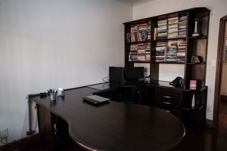 Casa à venda com 540m², 4 quartos e 5 vagas