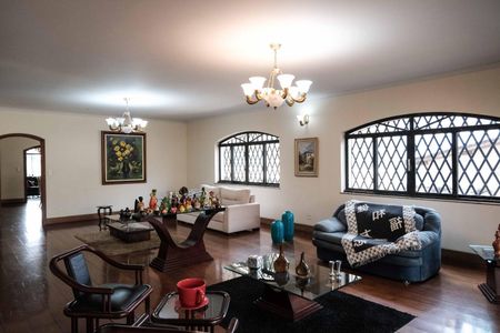 Casa à venda com 540m², 4 quartos e 5 vagas