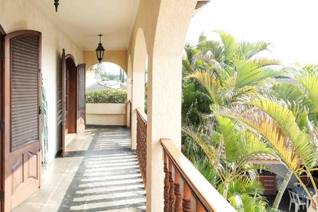 Casa à venda com 540m², 4 quartos e 5 vagas