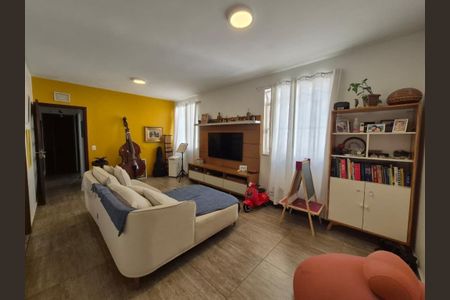 Apartamento à venda com 186m², 3 quartos e 1 vaga Apartamento à venda com 186m², 3 quartos e 1 vagaFoto 02