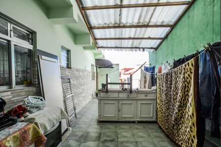 Área de Serviço de casa à venda com 3 quartos, 170m² em Vila Humaita, Santo André