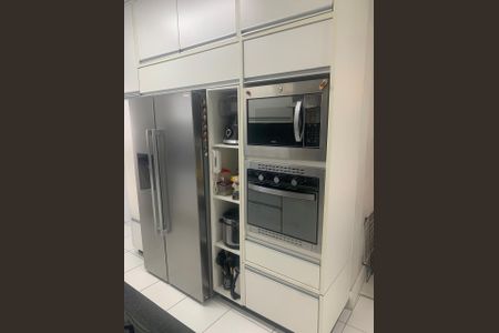 Apartamento à venda com 168m², 3 quartos e 3 vagas