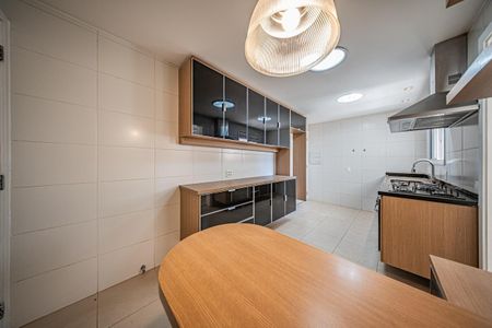 Apartamento à venda com 129m², 3 quartos e 2 vagas