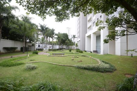Apartamento para alugar com 242m², 4 quartos e 4 vagasMini Golf