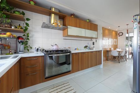 Apartamento para alugar com 242m², 4 quartos e 4 vagasCozinha
