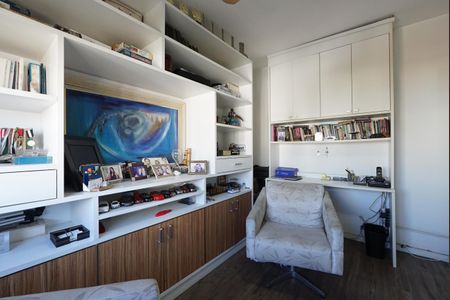 Apartamento para alugar com 242m², 4 quartos e 4 vagasSuíte 1