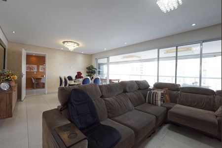 Apartamento para alugar com 242m², 4 quartos e 4 vagasSala