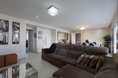 Apartamento para alugar com 242m², 4 quartos e 4 vagasSala