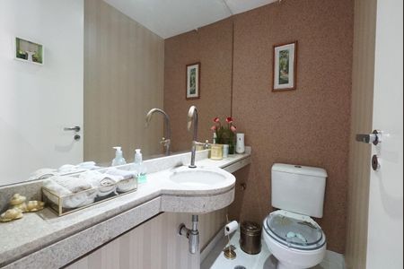 Apartamento para alugar com 242m², 4 quartos e 4 vagasLavabo