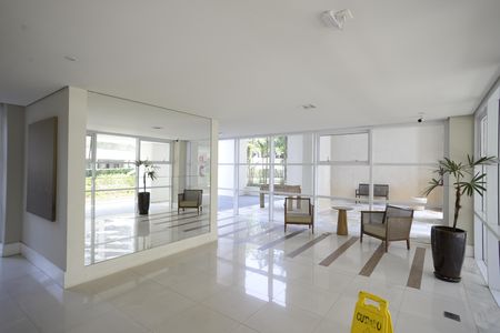 Apartamento para alugar com 242m², 4 quartos e 4 vagasHall de entrada