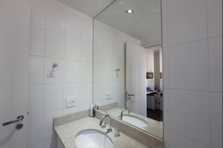 Apartamento para alugar com 242m², 4 quartos e 4 vagasSuíte 1