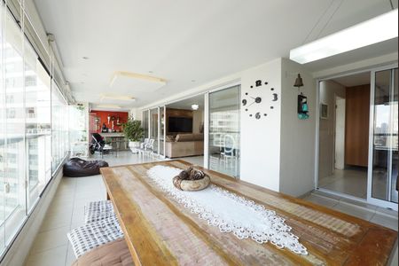 Apartamento para alugar com 242m², 4 quartos e 4 vagasVaranda gourmet