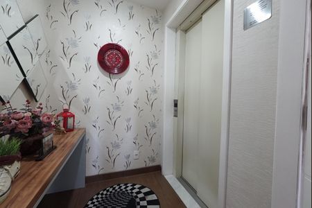 Apartamento para alugar com 242m², 4 quartos e 4 vagasHall privativo