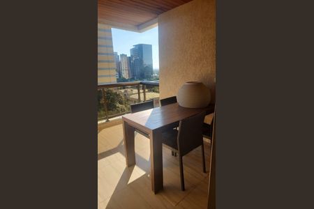 Apartamento à venda com 3 quartos, 118m² em Alphaville, Barueri