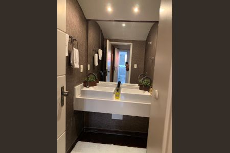 Apartamento à venda com 2 quartos, 168m² em Alto de Pinheiros, São Paulo