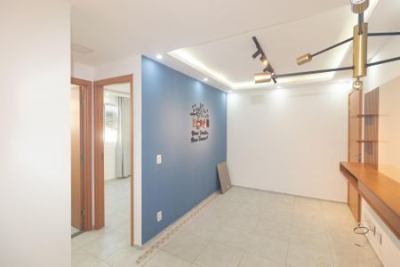 Apartamento à venda com 40m², 2 quartos e 1 vaga Apartamento à venda com 40m², 2 quartos e 1 vagaSala