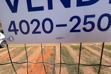 Apartamento à venda com 55m², 2 quartos e 1 vaga Apartamento à venda com 55m², 2 quartos e 1 vagaPlaca