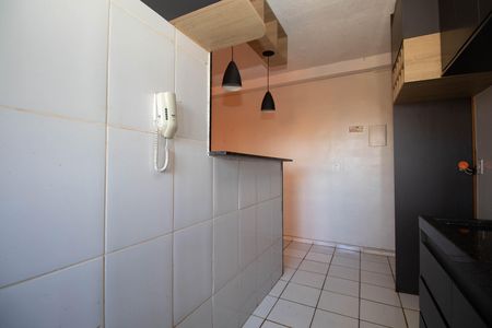 Apartamento à venda com 55m², 2 quartos e 1 vaga Apartamento à venda com 55m², 2 quartos e 1 vagaCozinha e Área de Serviço