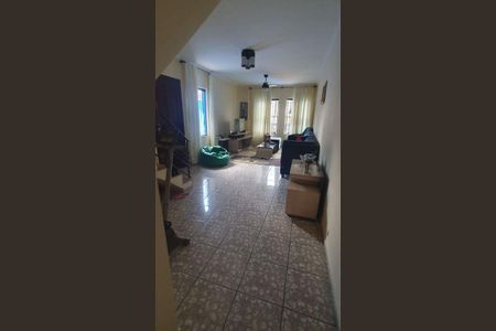 Casa à venda com 3 quartos, 209m² em Jardim Sao Cristovao, São Paulo