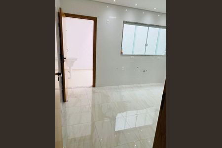 Casa à venda com 3 quartos, 220m² em Vila Esperança, São Paulo