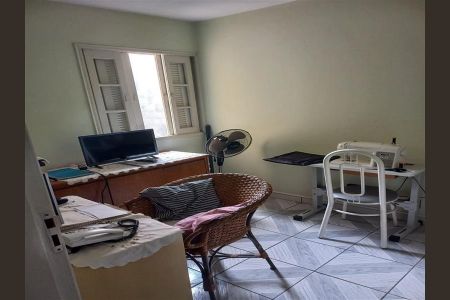 Casa à venda com 3 quartos, 242m² em Jardim Paraguacu, São Paulo