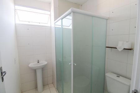 Apartamento à venda com 44m², 2 quartos e 1 vaga Apartamento à venda com 44m², 2 quartos e 1 vagaBanheiro