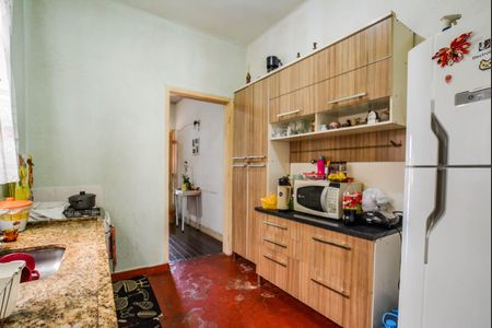 Casa à venda com 90m², 2 quartos e 2 vagas Casa à venda com 90m², 2 quartos e 2 vagasCozinha