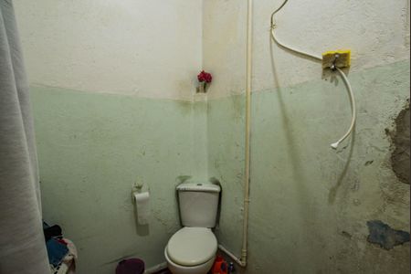 Banheiro de casa à venda com 2 quartos, 90m² em Vila Humaita, Santo André