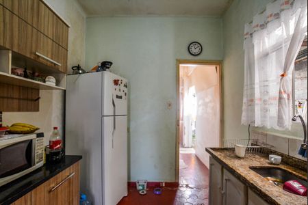 Casa à venda com 90m², 2 quartos e 2 vagas Casa à venda com 90m², 2 quartos e 2 vagasCozinha