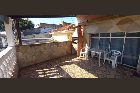 Casa à venda com 200m², 2 quartos e 1 vaga