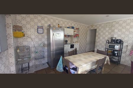 Casa à venda com 200m², 2 quartos e 1 vaga