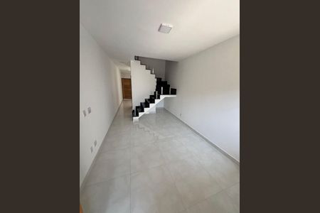 Casa à venda com 2 quartos, 75m² em Vila Uniao (Zona Leste), São Paulo