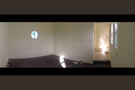 Casa à venda com 2 quartos, 200m² em Vila Matias, São Paulo